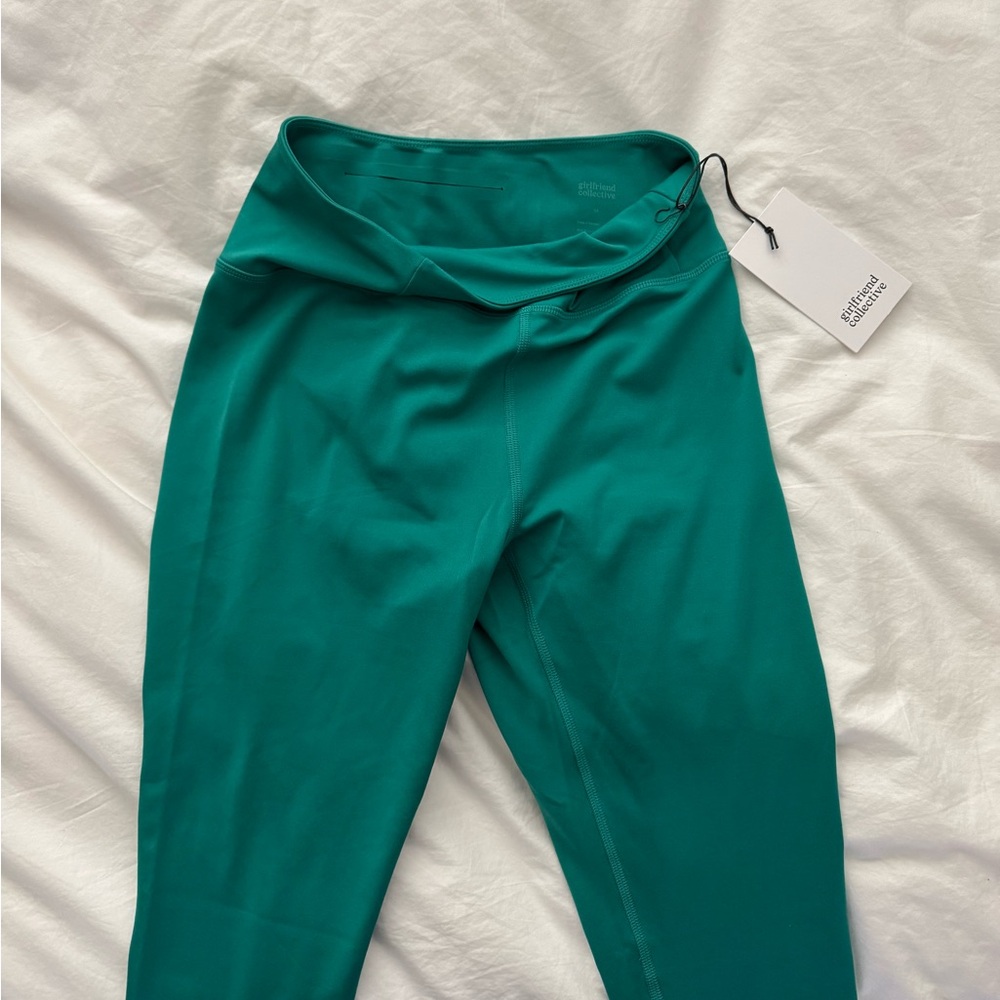 Girlfriend Collective Monaco Float Ultralight legging, size M